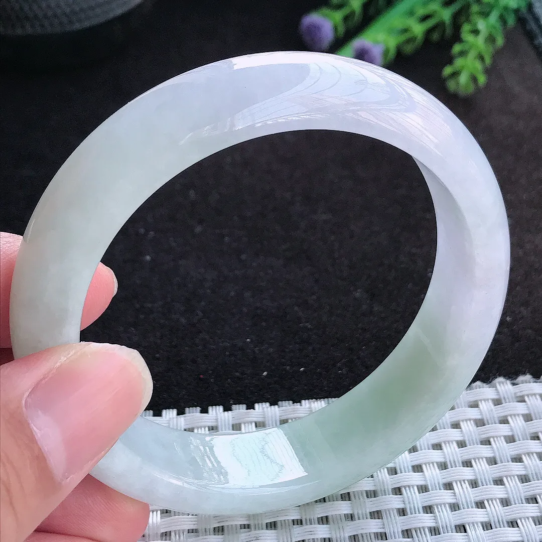 自然光57.5/15/8.5老坑秀气冰润宽边手镯天然翡翠玉镯百搭女款