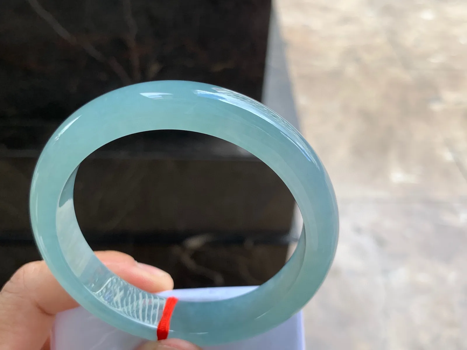 60-13-8.5mm
冰种晴水大圈口手镯 水润