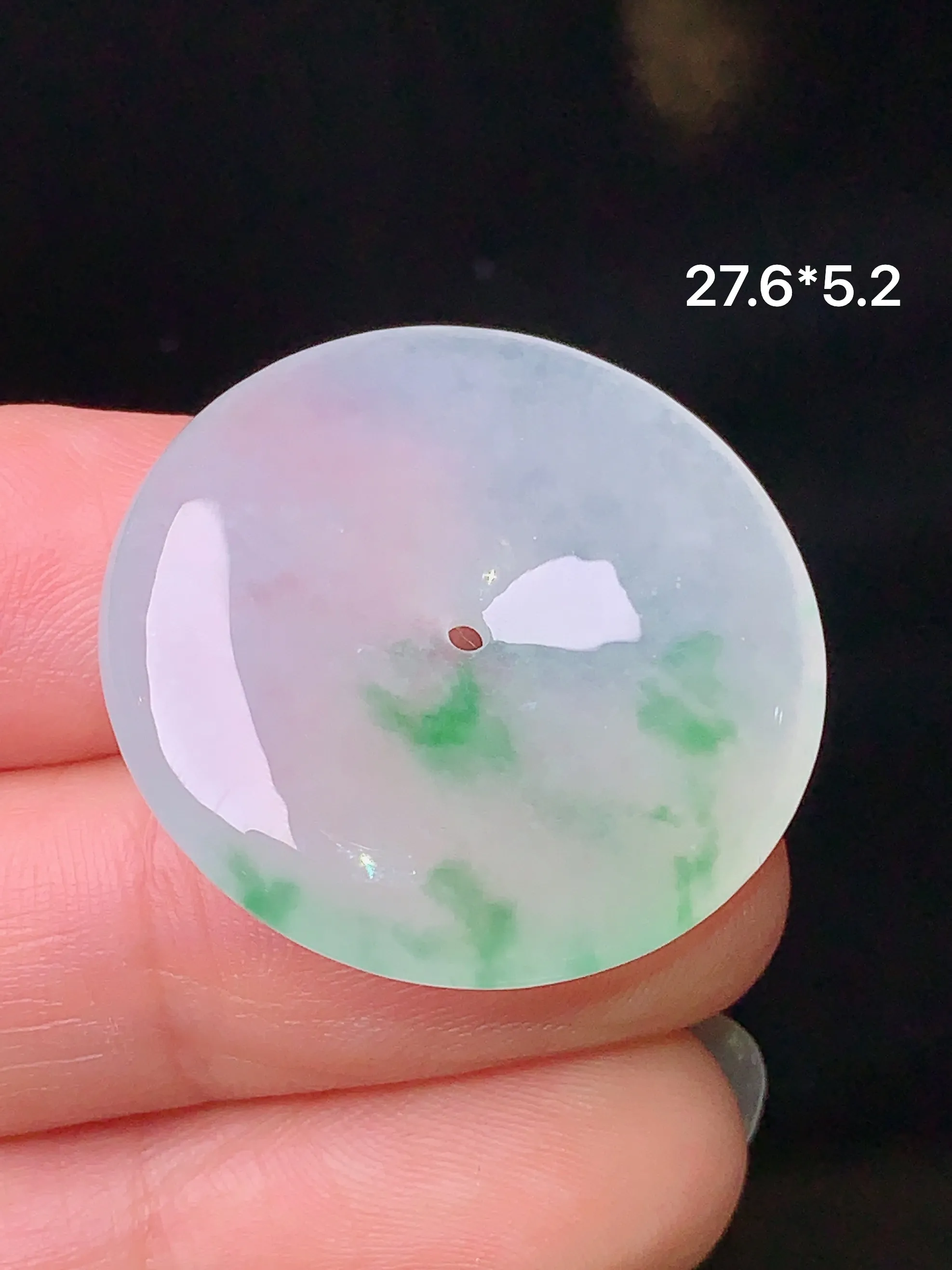 飘绿平安扣 玉质细腻 色泽艳丽 整体尺寸27.6*5.2