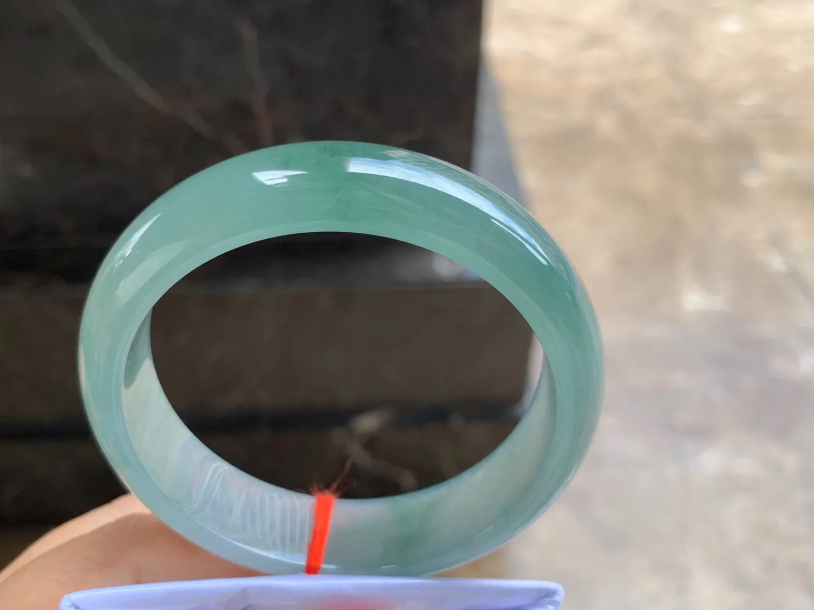59-15.5-8mm
冰种带底色手镯 种好水润 宽版大气