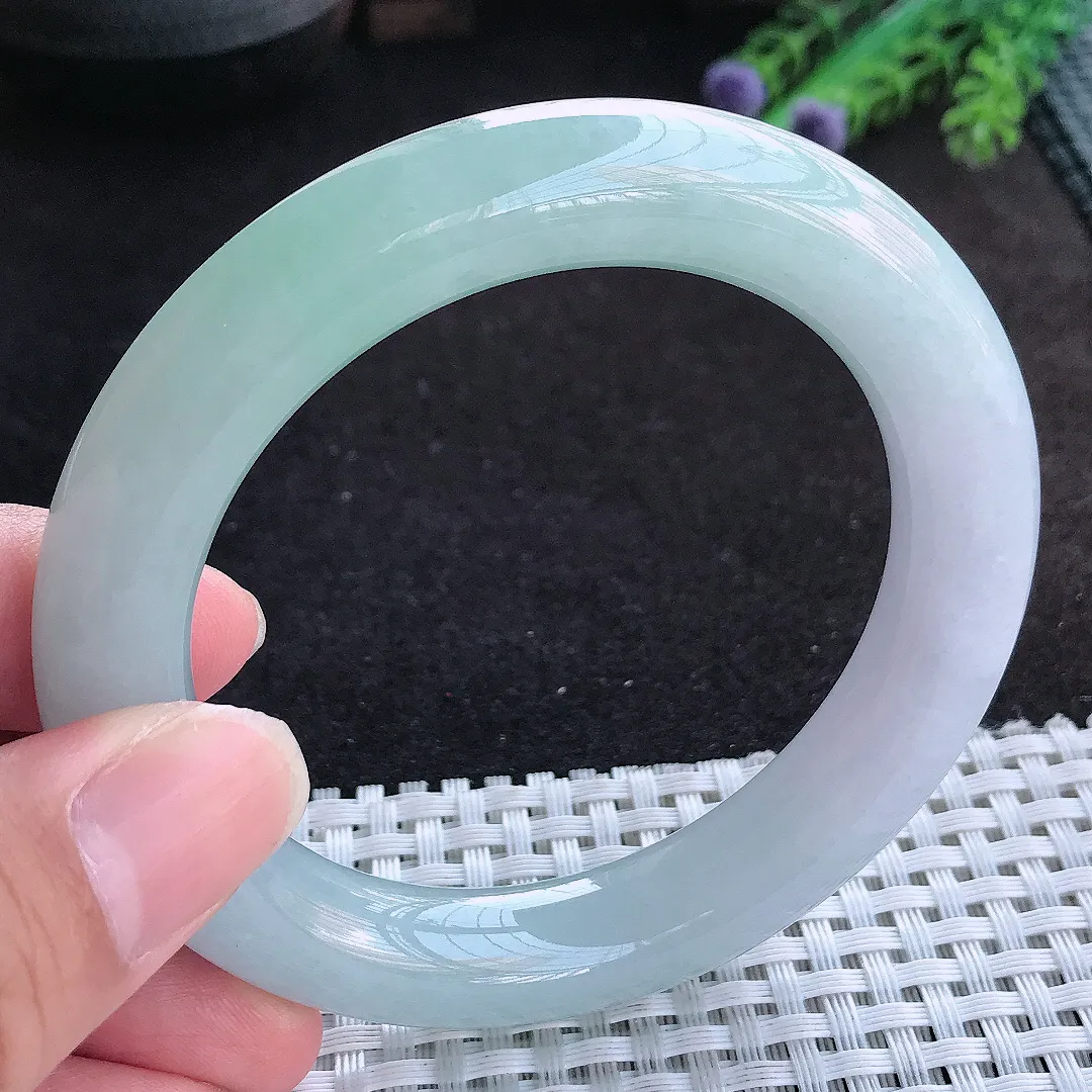 自然光56/11.9/11.2老坑秀气冰润天空蓝圆条手镯天然翡翠玉镯百搭女款