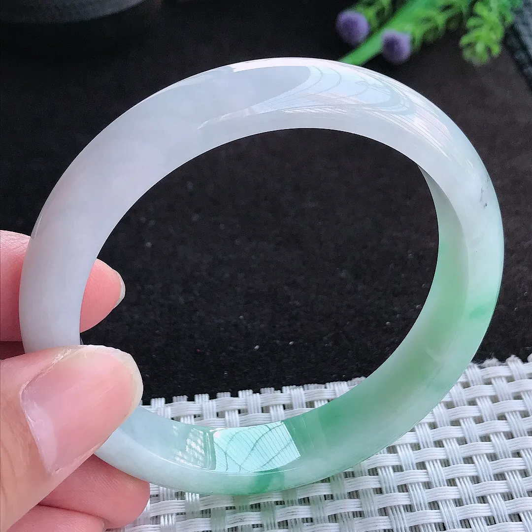 自然光59/12.1/7.8老坑精美飘阳绿手镯天然翡翠玉镯百搭女款