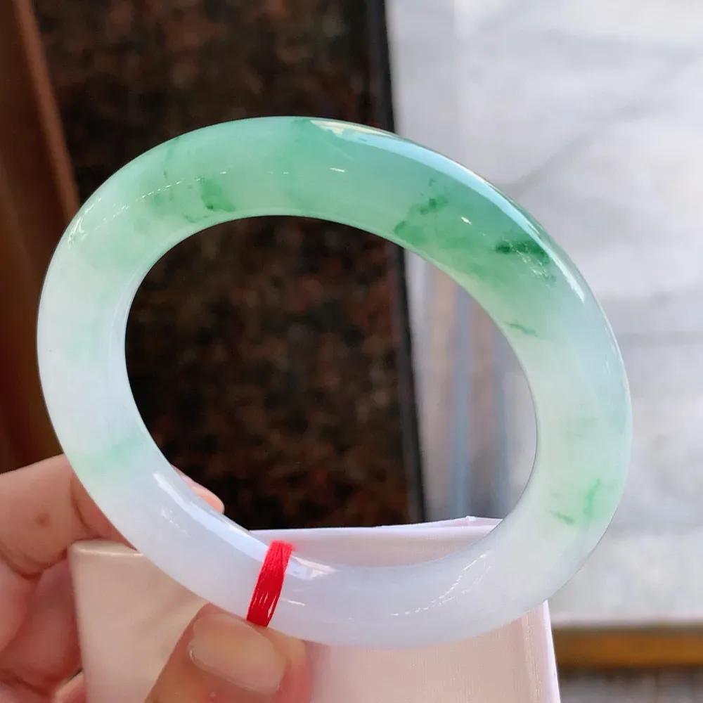 圆条高冰绿花 无瑕 尺寸:58.8/11.8 花美 种水好🥰🥰