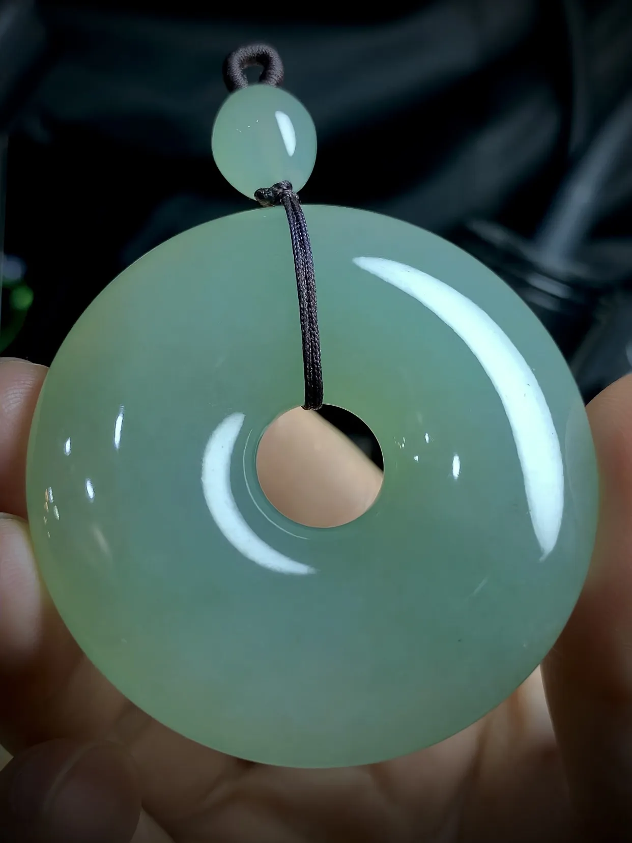 大平安扣子，54.5-11.5mm，种水不错，料子好