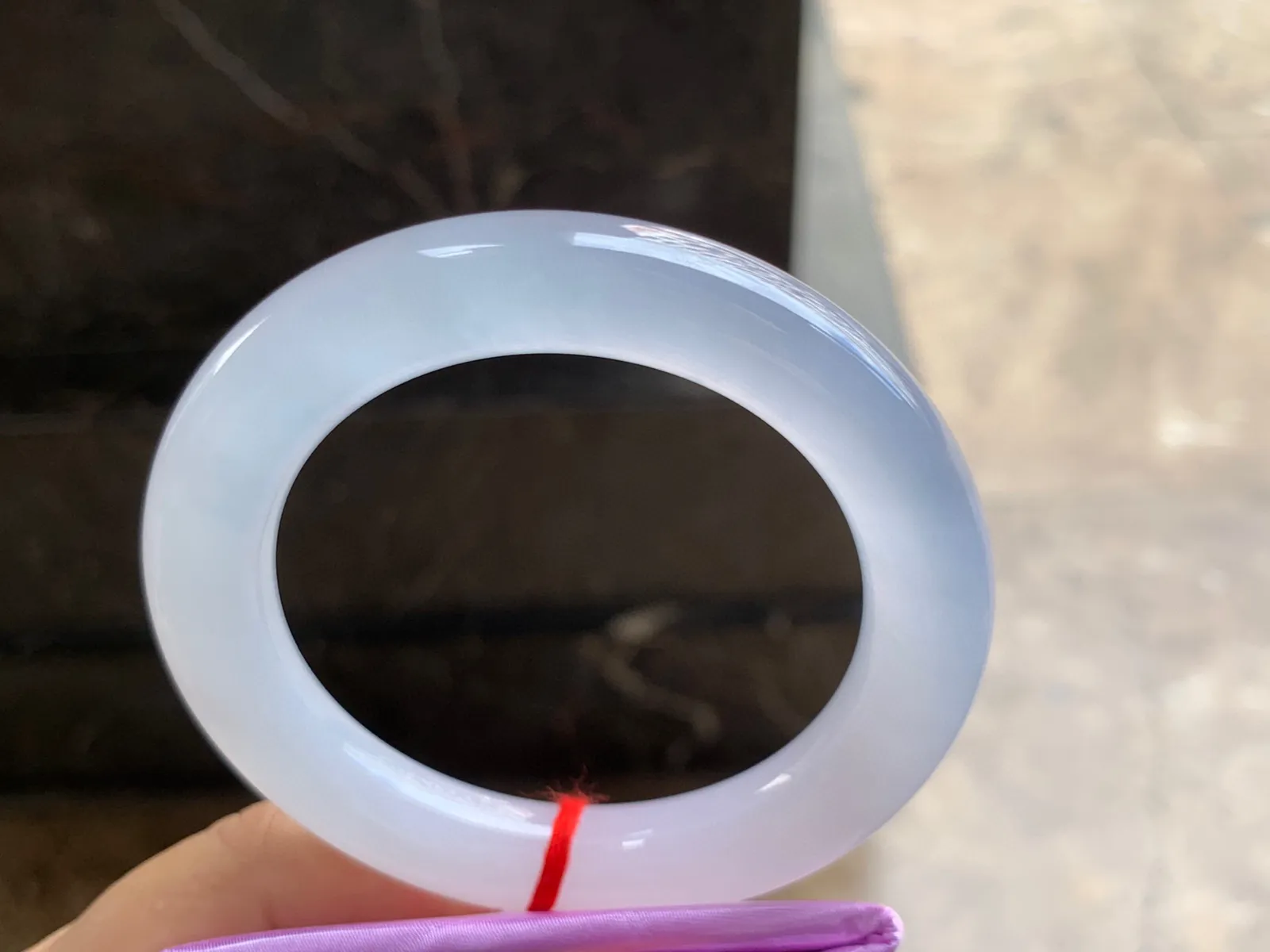 55-11mm
白冰圆条手镯 纯纯的 白净透亮