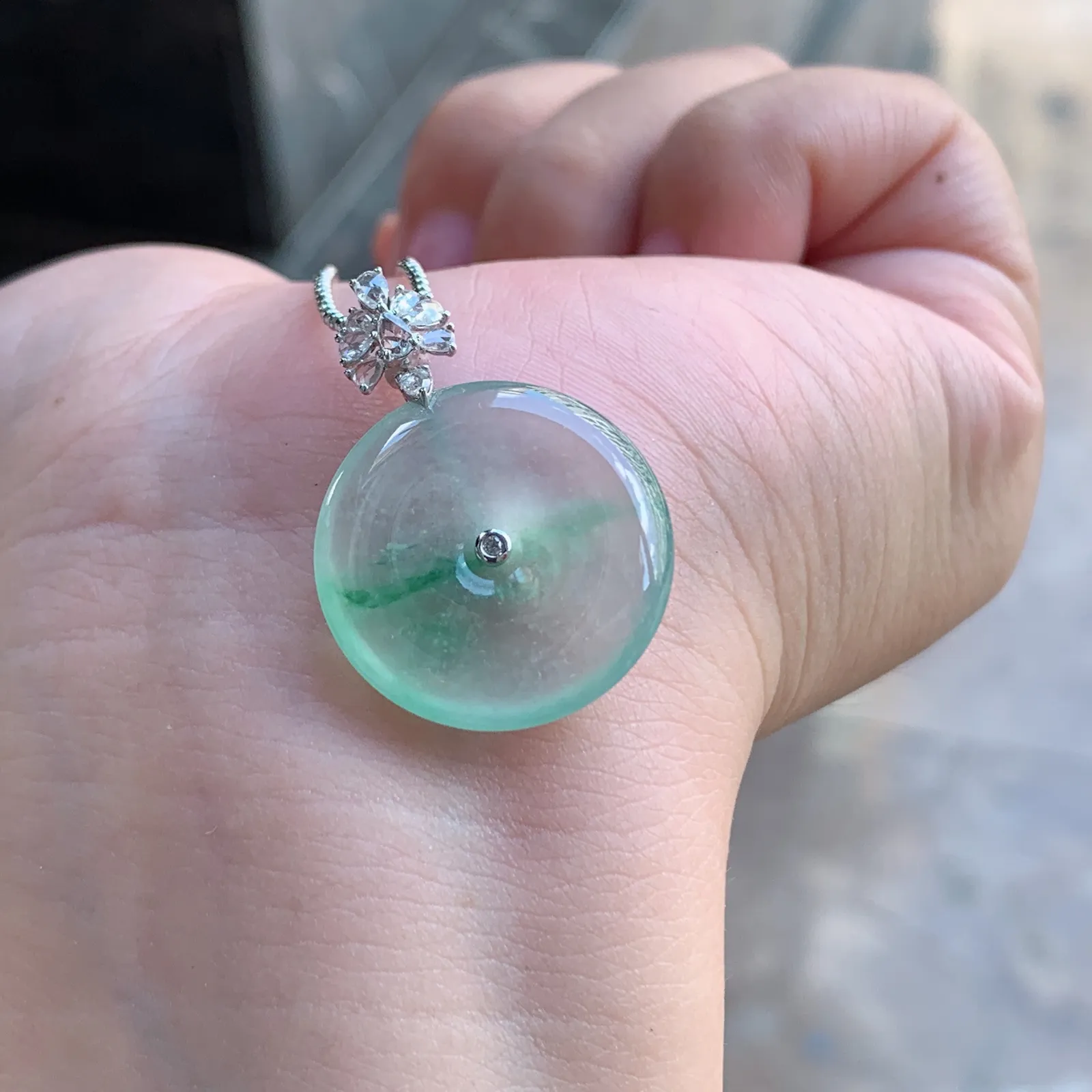 金镶·冰种飘绿花平安扣吊坠