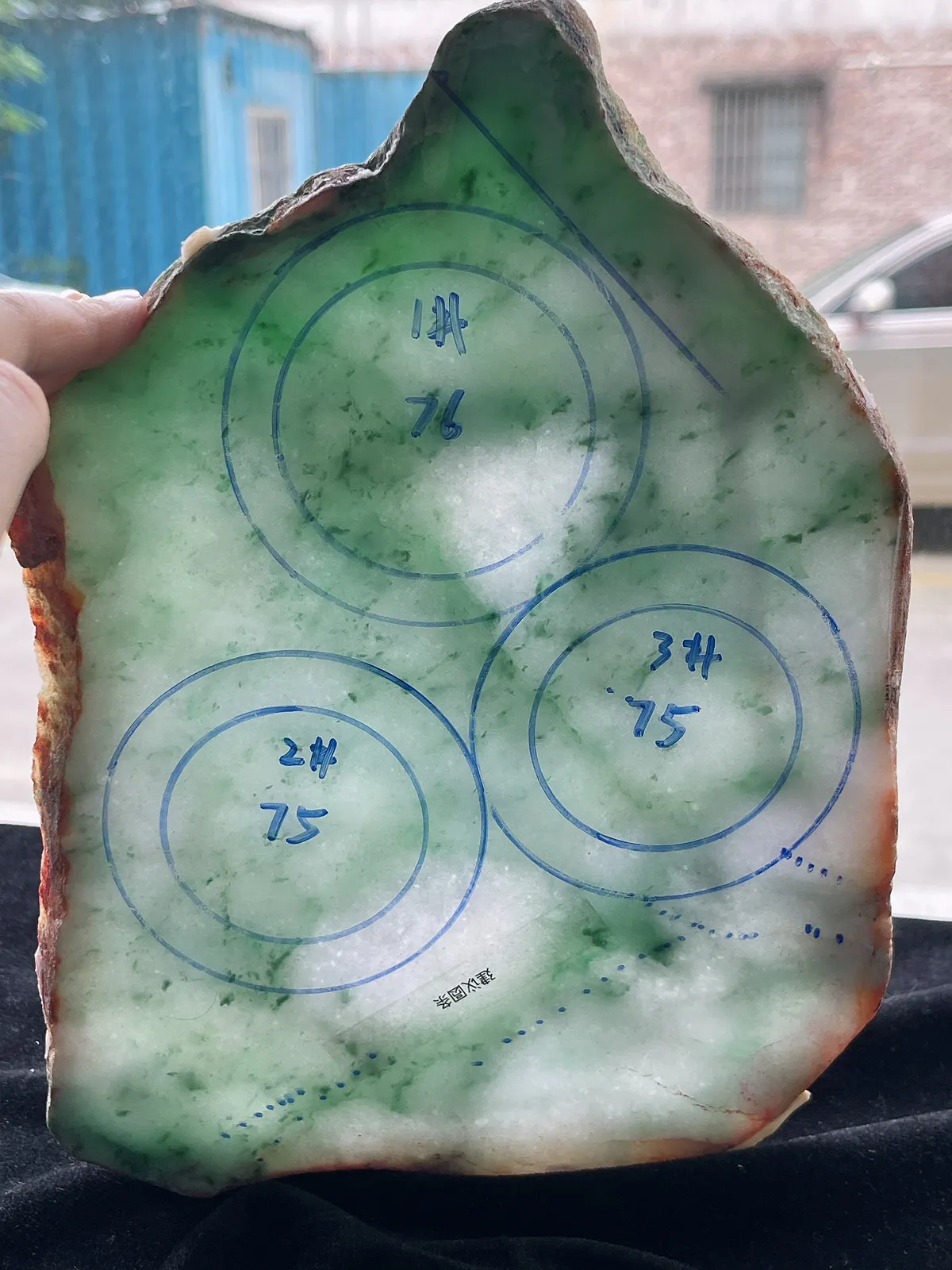 翡翠板料，⭕️正圈最大做59，圆条最大做55