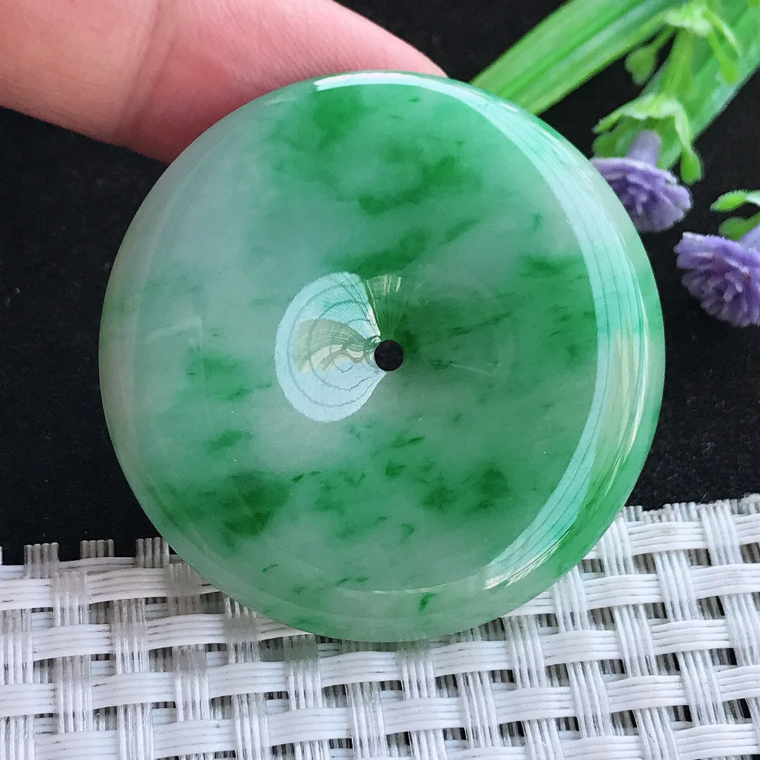 自然光42/5.8老坑精美飘阳绿辣绿平安扣吊坠天然翡翠玉扣挂件