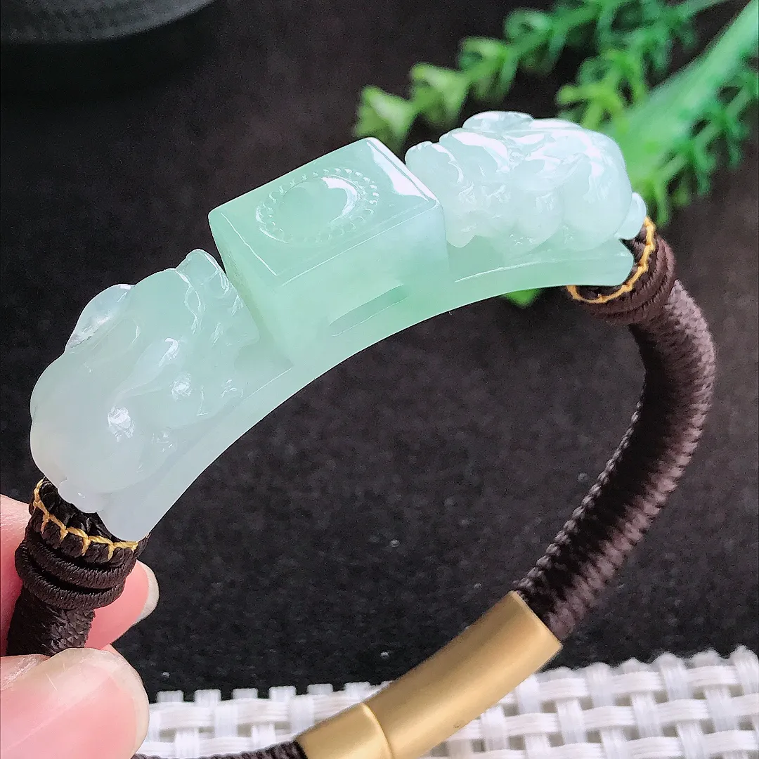 自然光55.5/11.8/12.6老坑冰胶果冻冰晴绿招财貔貅手牌手链