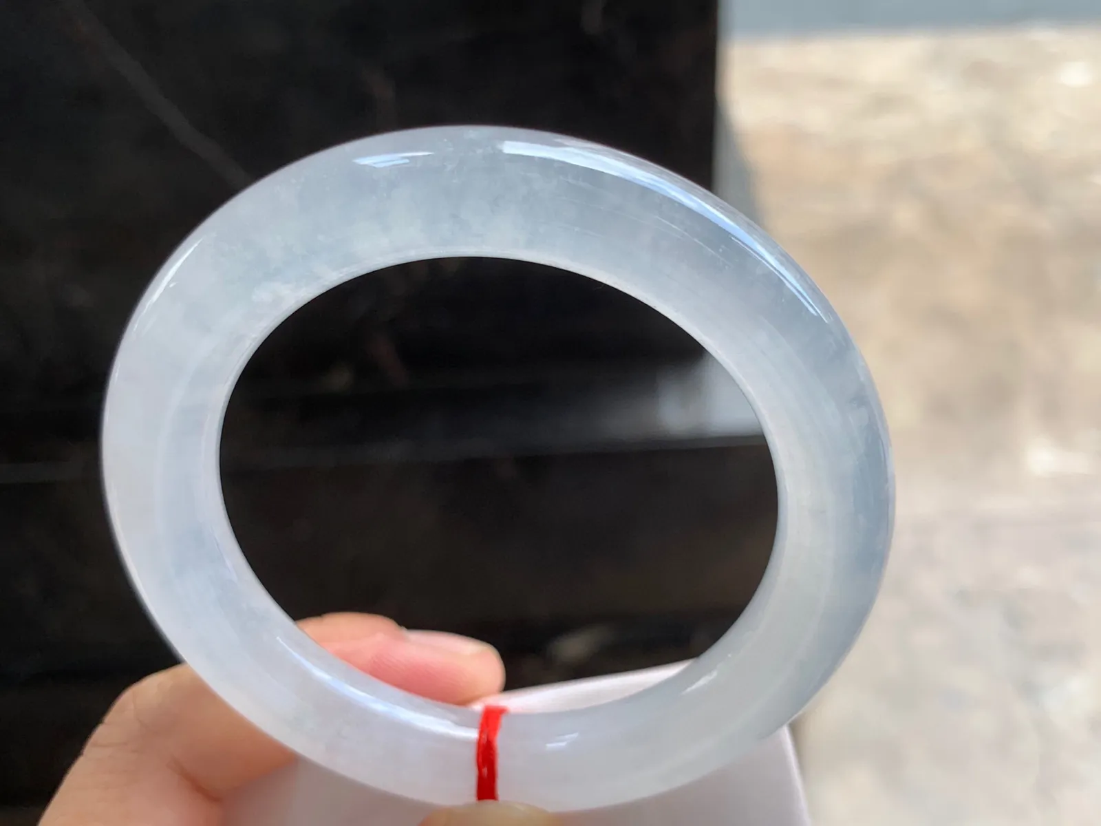 56-10.5mm
白冰圆条手镯 冰透十足 纯净无暇