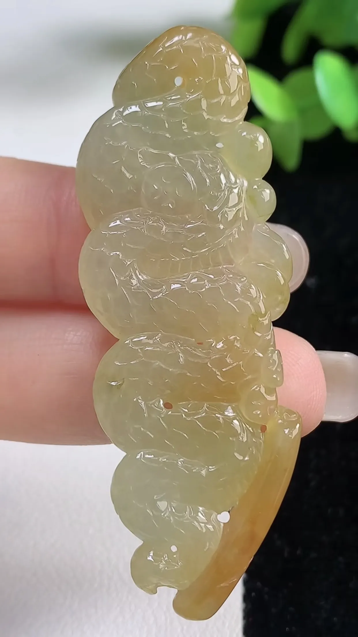 缅甸天然翡翠a货 老坑料起胶冰种 黄翡生肖蛇吊坠，尺寸61-17.6-4.6mm  y 10.88