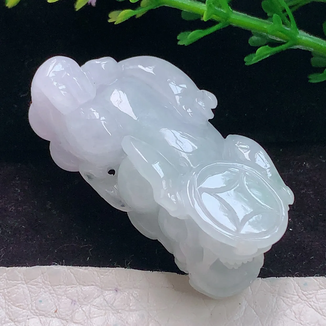 sx实拍41*21*13.2缅甸翡翠A货精雕淡雅招财貔貅 皮休玉吊坠 玉挂件