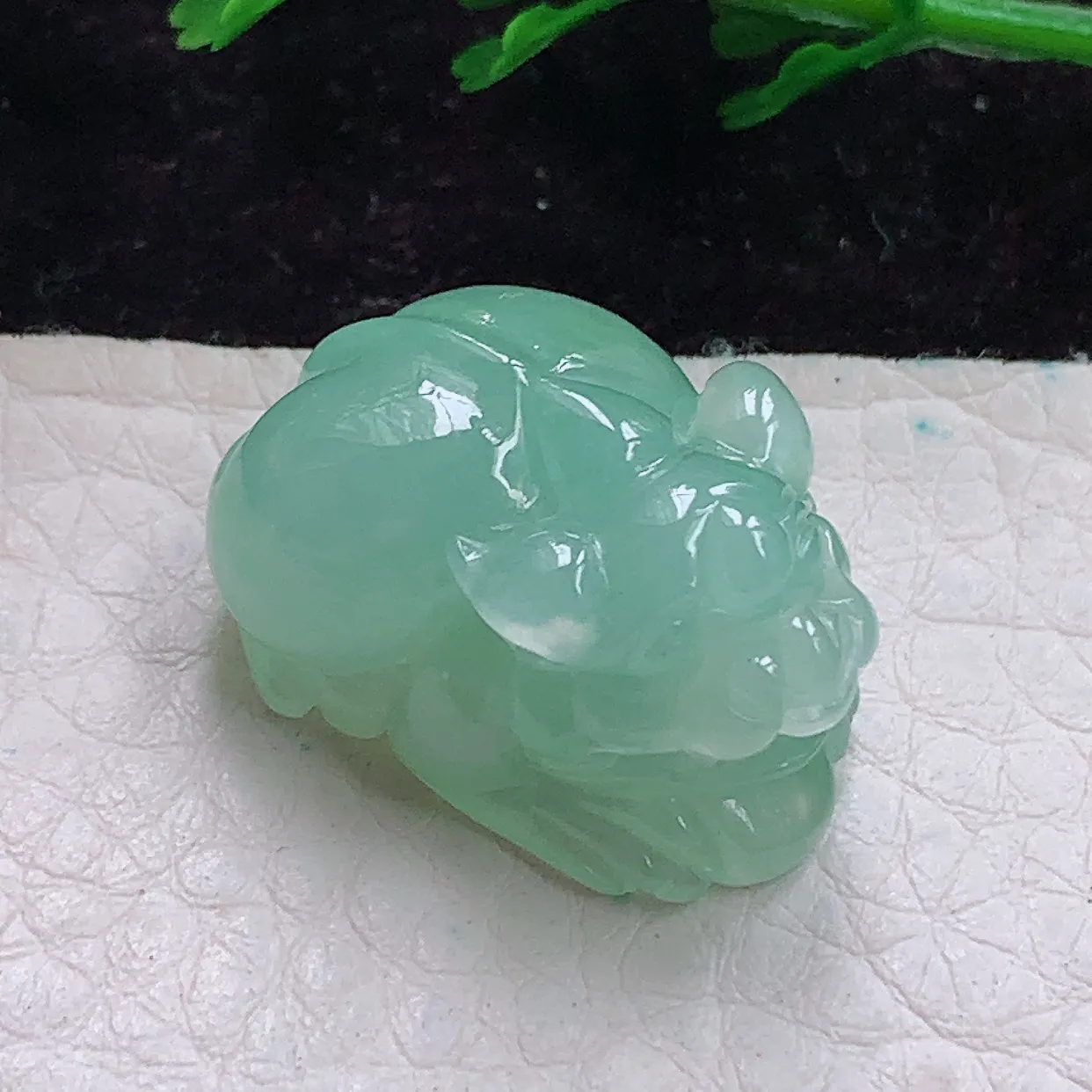 x54实拍24.8*17.2*14.3缅甸翡翠A货精雕冰晴招财貔貅玉吊坠 玉挂件