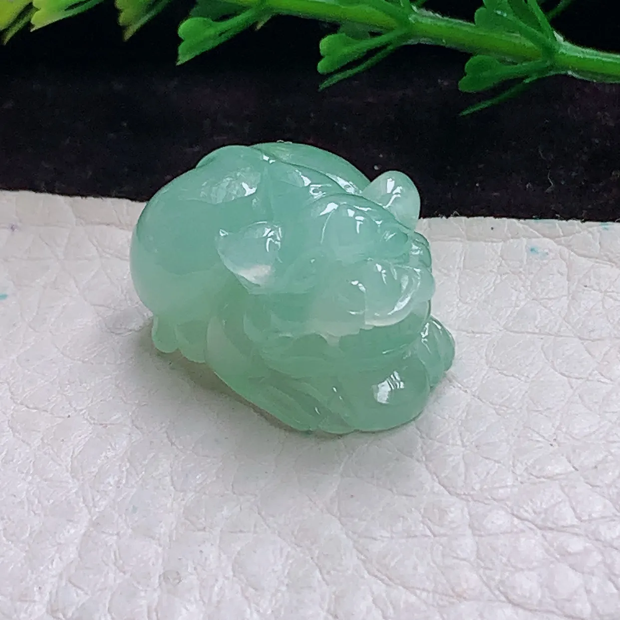 x54实拍24.8*17.2*14.3缅甸翡翠A货精雕冰晴招财貔貅玉吊坠 玉挂件