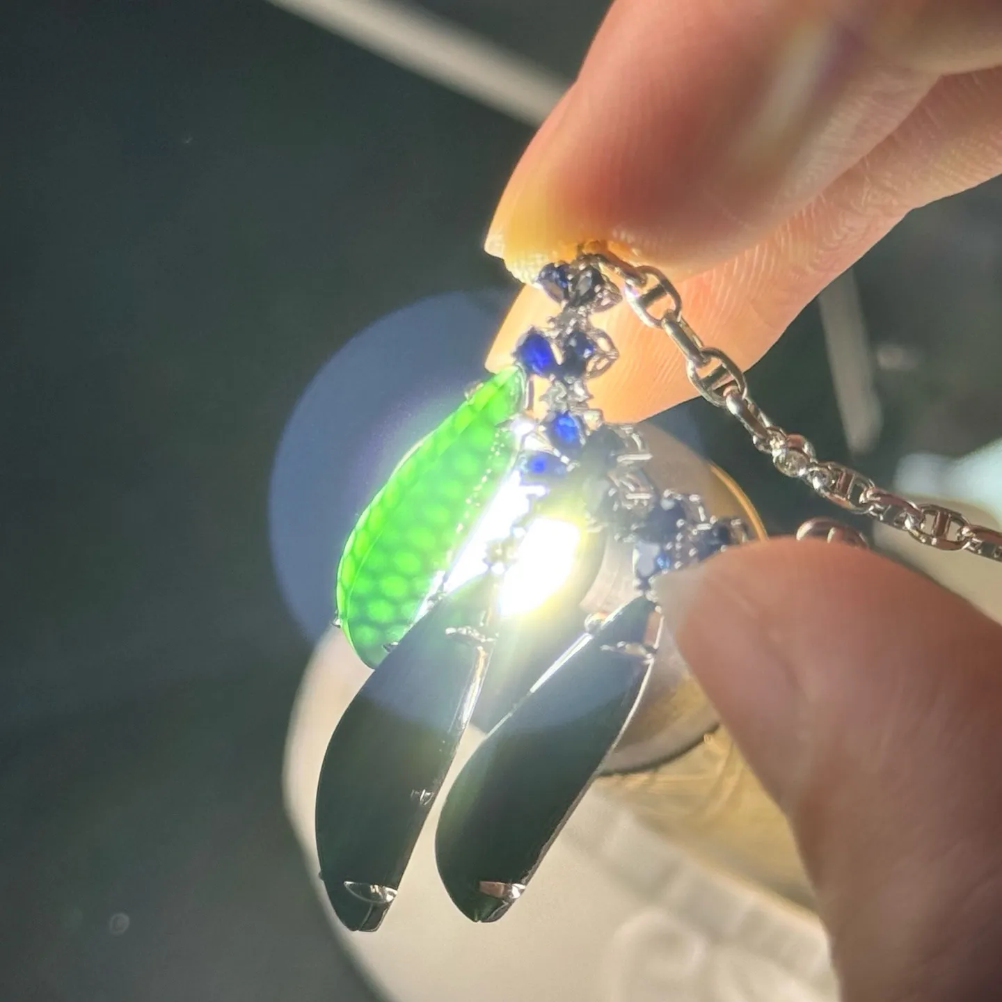 精品18k墨翠项链 种好色正 黑度极好 打灯通透 油性十足