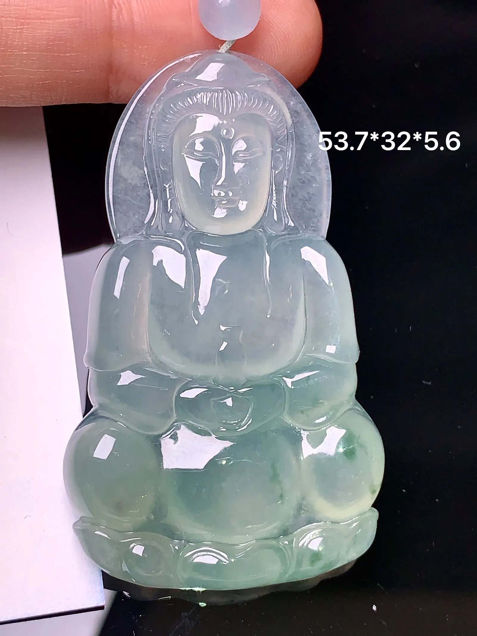 冰种飘绿观音吊坠 玉质细腻 色泽清新艳丽 整体尺寸53.7*32*5.6