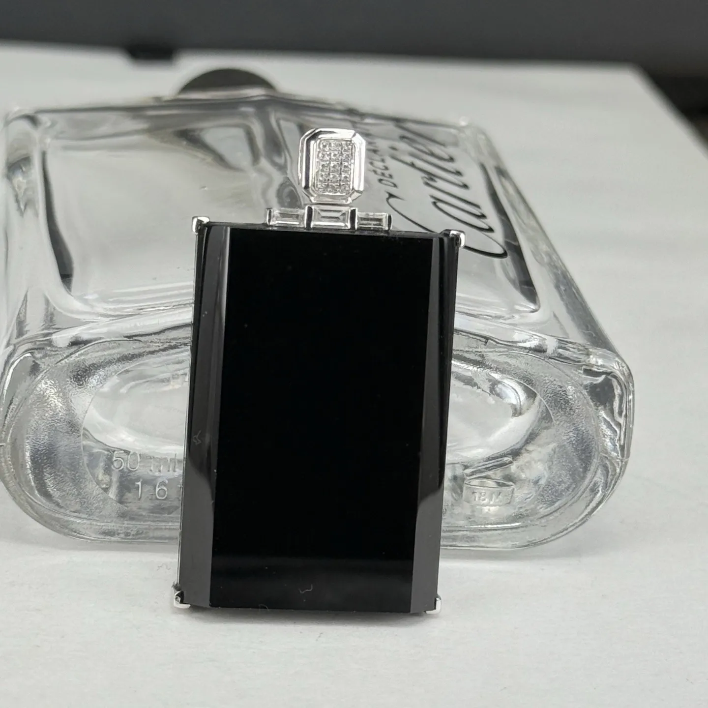 精品18k墨翠无事牌 种好色正 黑度极好 打灯通透 油性十足 性价比超高