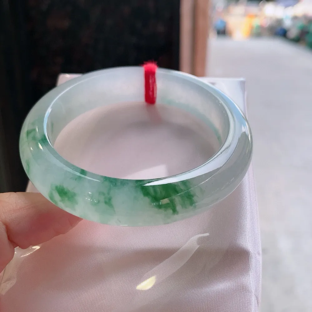 正圈冰玻绿花 无瑕 尺寸:56.5/13.2/8.9 花美 种水好️️