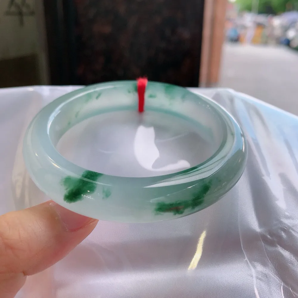 正圈冰玻飘花 无瑕 尺寸:59.3/12.2/9.6 花美 种水好🥰🥰
