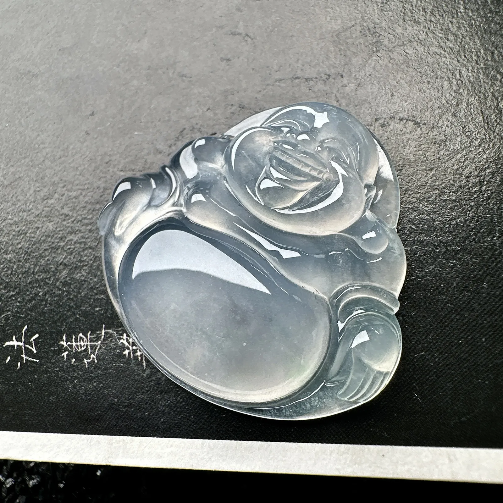 【冰种佛公吊坠】种水上乘，晶莹剔透，纯净通透，莹光感很强