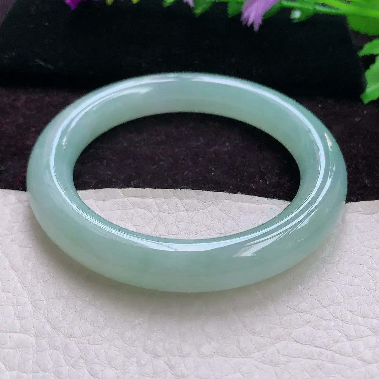 yq实拍54.5*9.8叮当镯 精美冰甜绿圆条缅甸翡翠玉手镯 美人镯