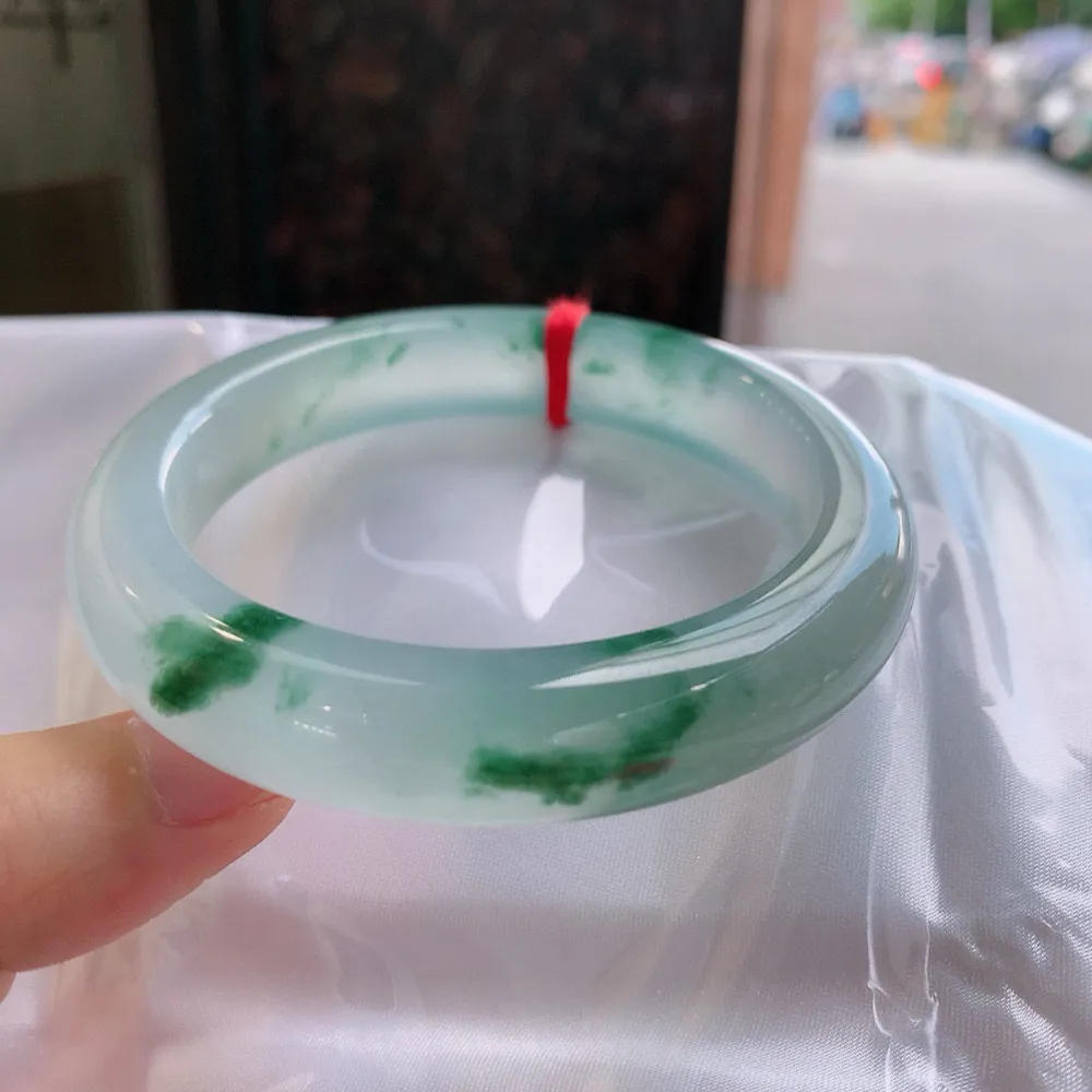 正圈冰玻飘花 无瑕 尺寸:59.3/12.2/9.6 花美 种水好🥰🥰