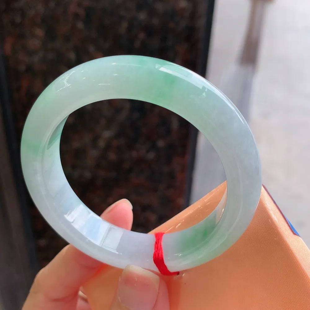 正圈冰糯翠绿 无瑕 尺寸:51.7/13/8.9