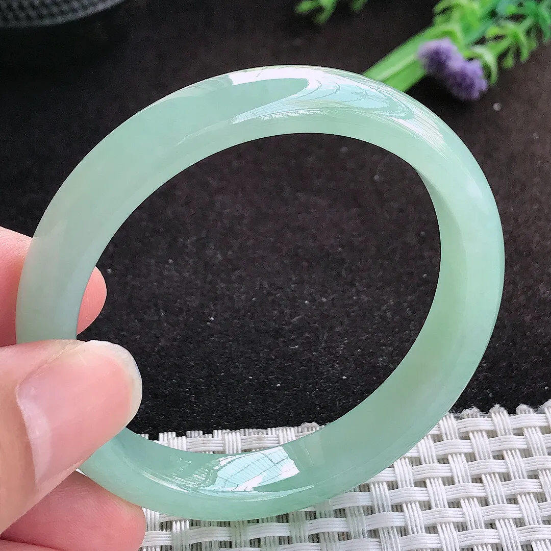 自然光52/10.7/7老坑冰胶水灵秀气冰晴绿手镯小圈口翡翠宽边玉镯手环