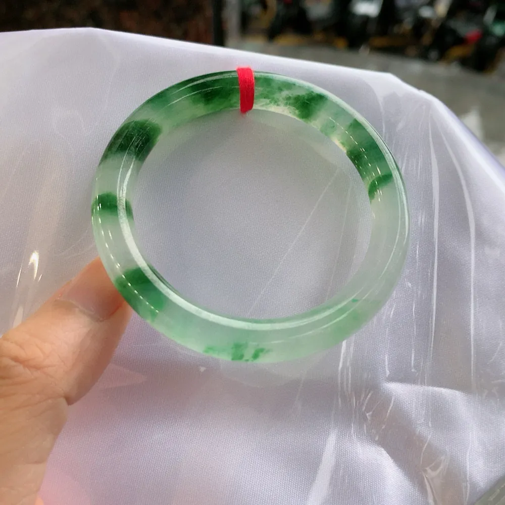 圆条高冰飘花 微纹 尺寸:51.1/8.3 花美 种水好🥰🥰