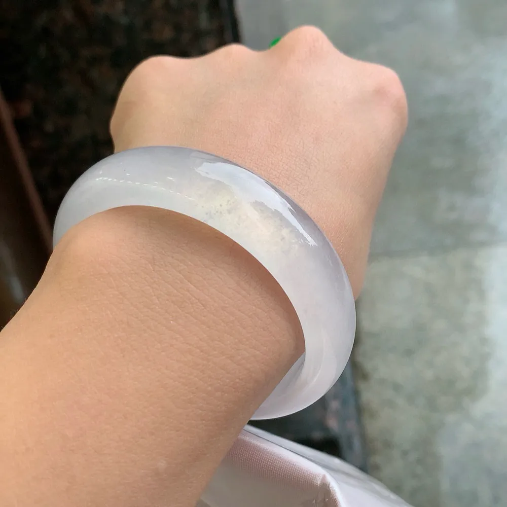 正圈冰玻白月光 无瑕 尺寸:54.9/15.2/8 种水好