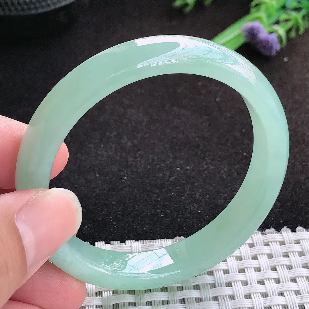 自然光52/10.7/7老坑冰胶水灵秀气冰晴绿手镯小圈口翡翠宽边玉镯手环