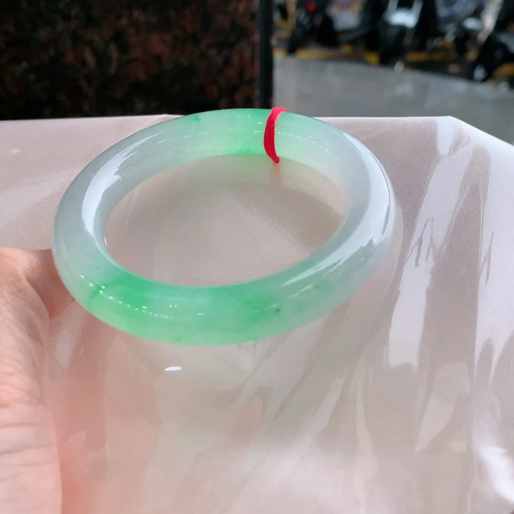 圆条冰玻阳绿 一丝棉线 尺寸:53.7/11 种色俱佳