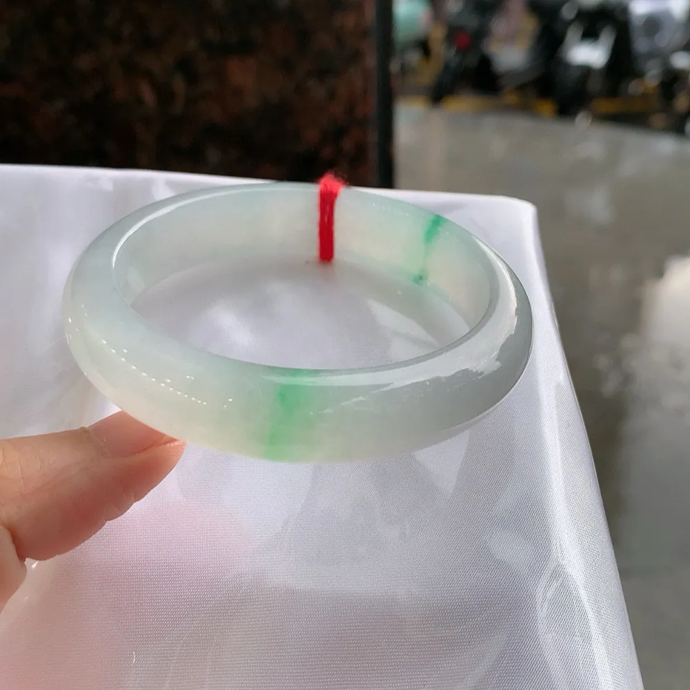正圈高冰绿花 无瑕 尺寸:55.7/13.2/8.4 花美