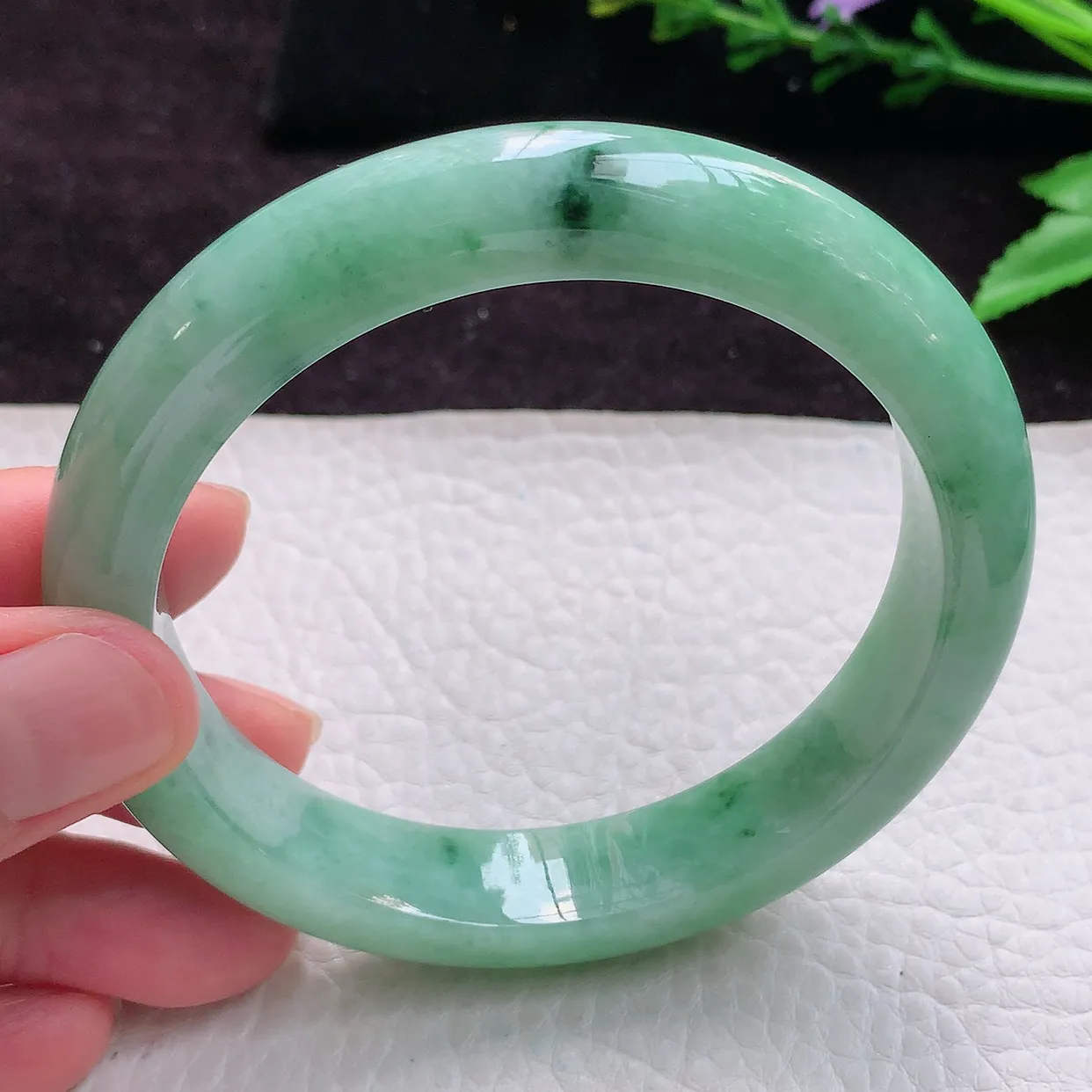 blm大圈口61.6*12.8*9平安镯 精美飘花宽边缅甸翡翠玉手镯 玉手环