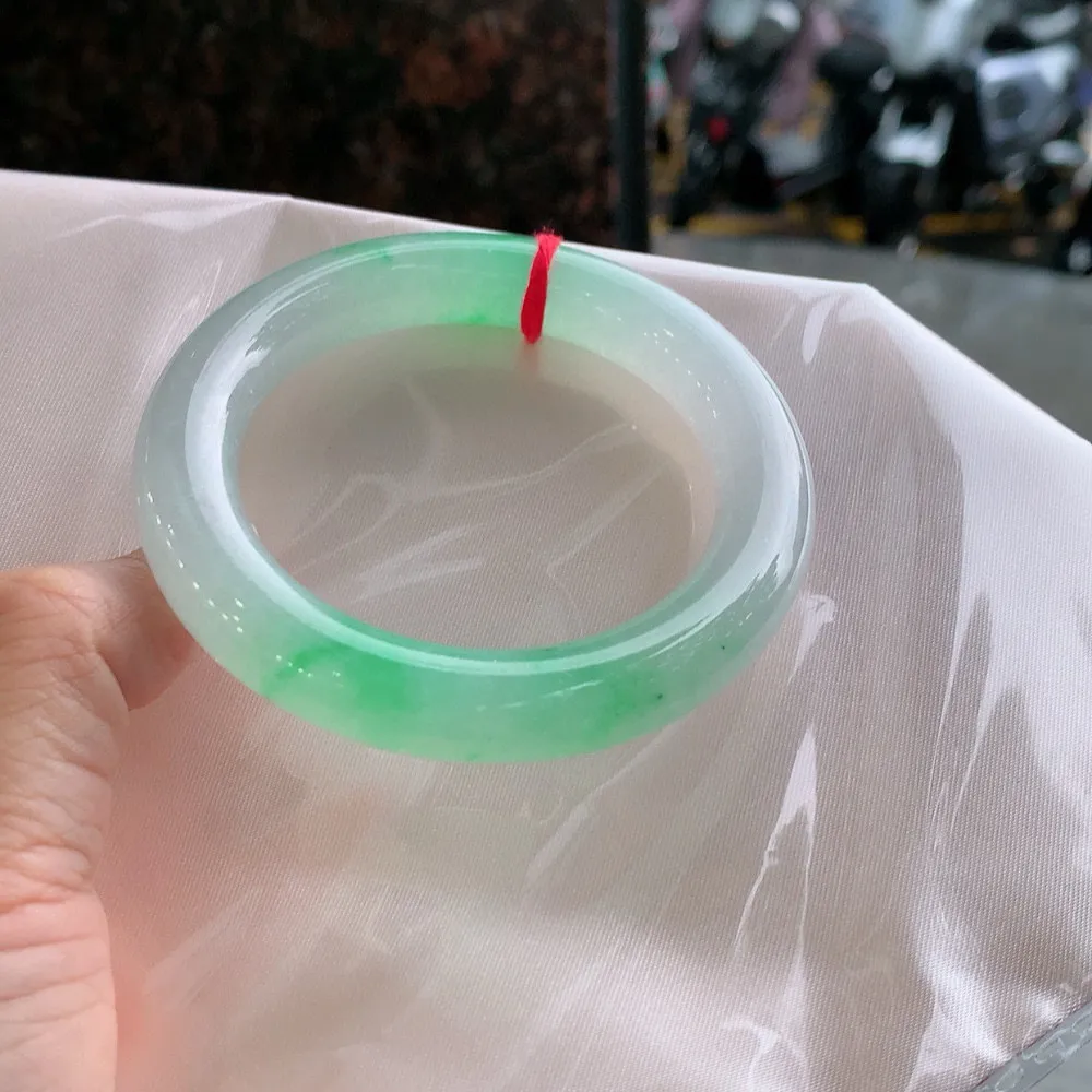 圆条冰玻阳绿 一丝棉线 尺寸:53.7/11 种色俱佳