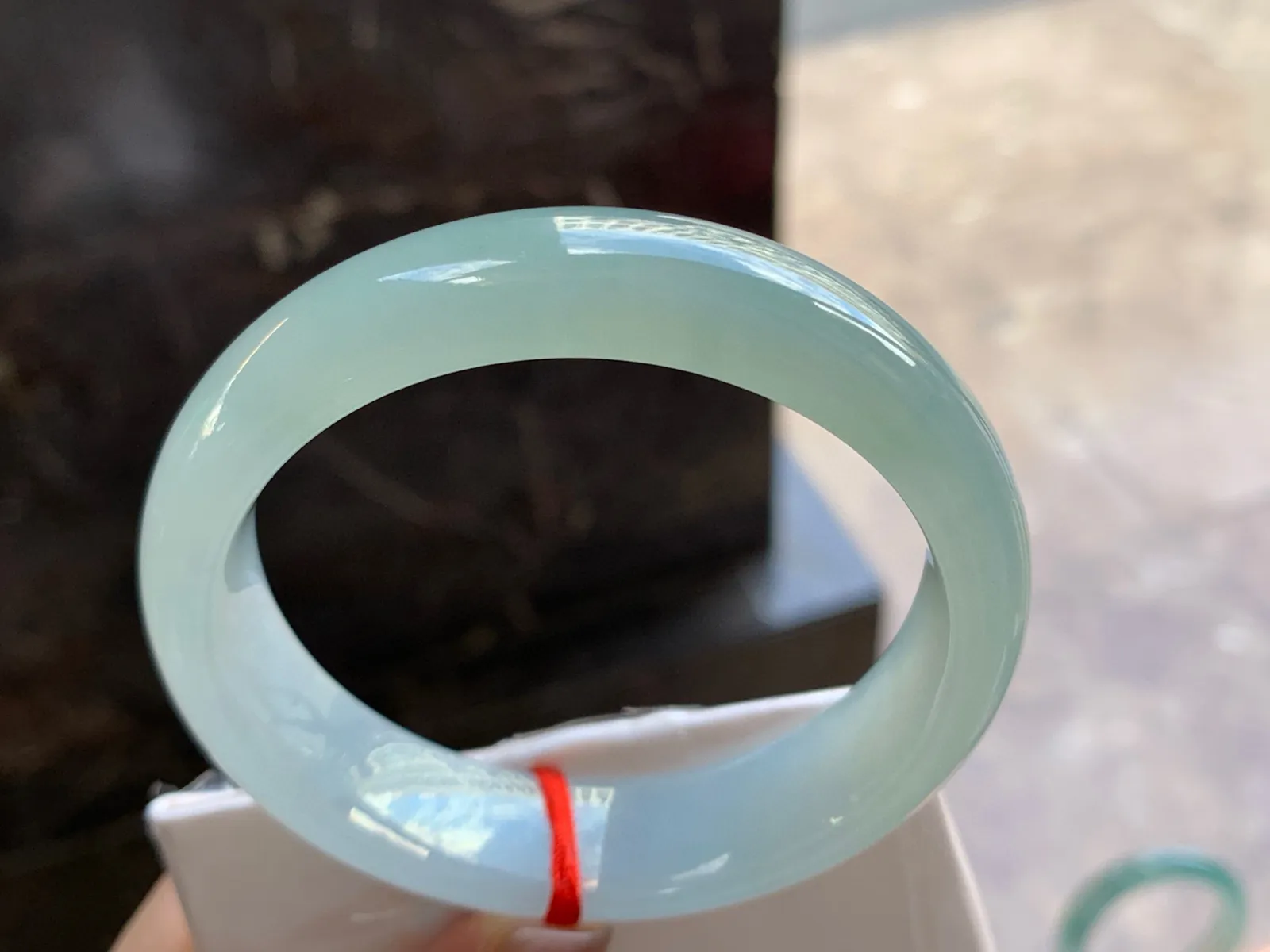 59-15.7-8

冰种宽版手镯^_^水润  清新