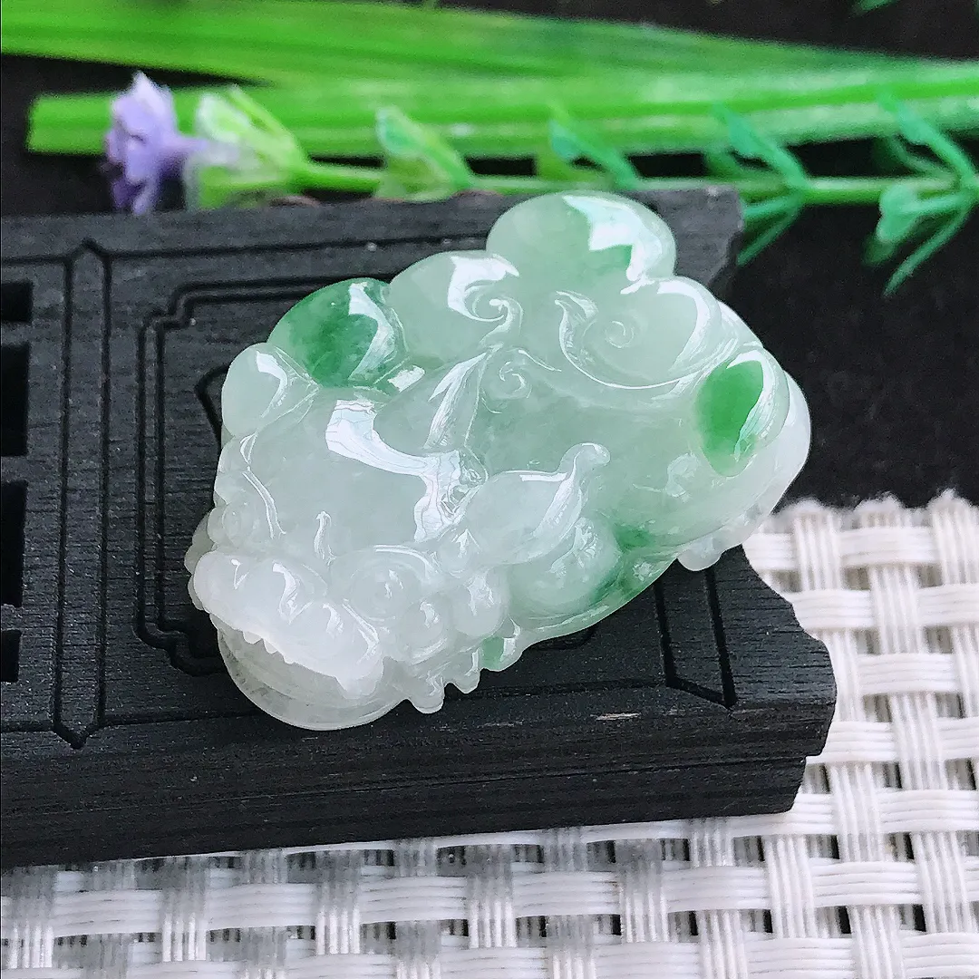 自然光32.5/20.8/11老坑冰润起胶飘绿貔貅吊坠天然翡翠玉坠挂件