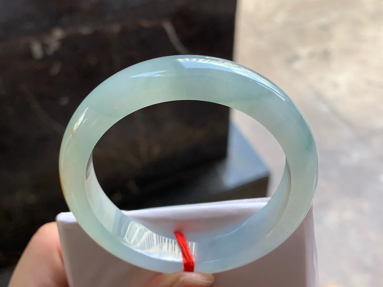 52-12.7-7.5

冰黄手镯^_^水润清新