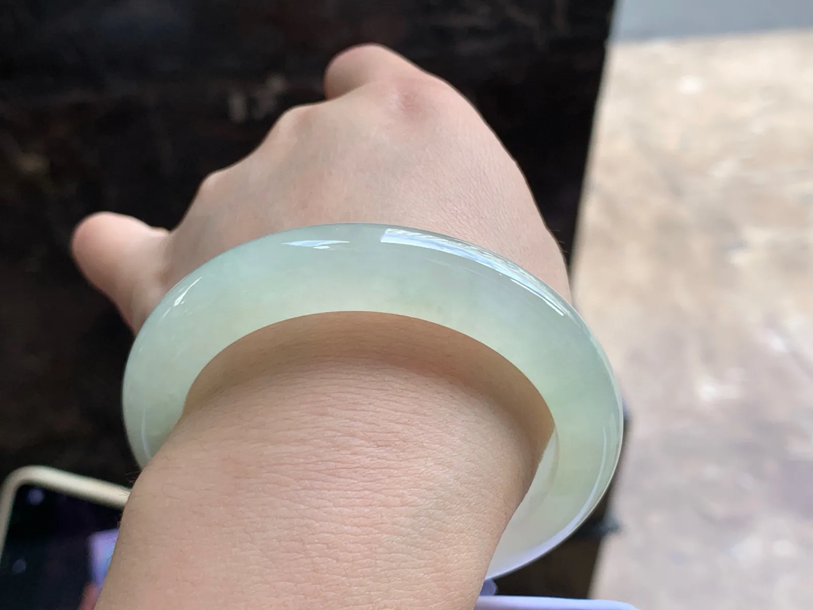 55.5-11.1-9.5

冰种手镯^_^水润清新 冰透