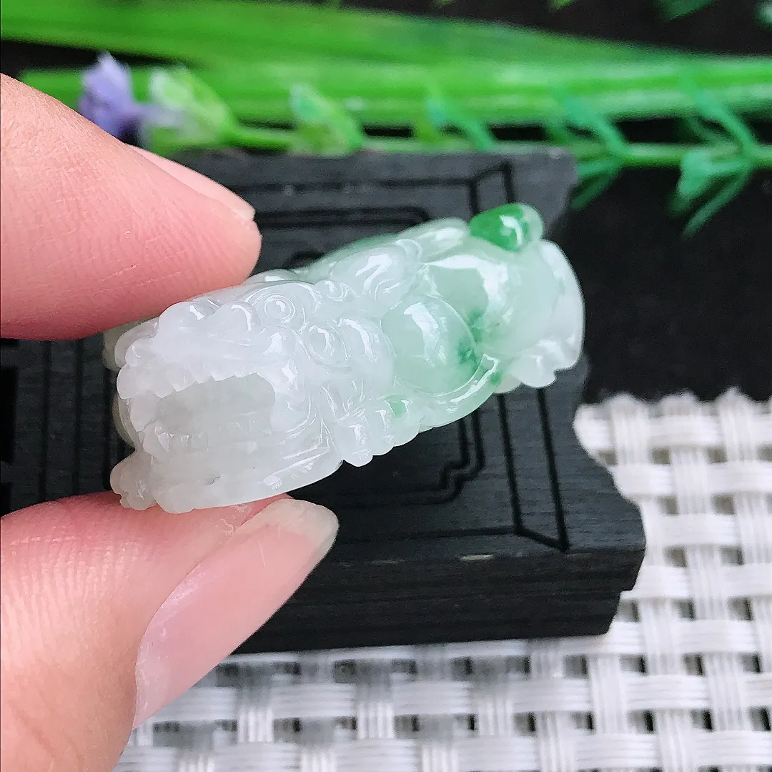自然光32.5/20.8/11老坑冰润起胶飘绿貔貅吊坠天然翡翠玉坠挂件