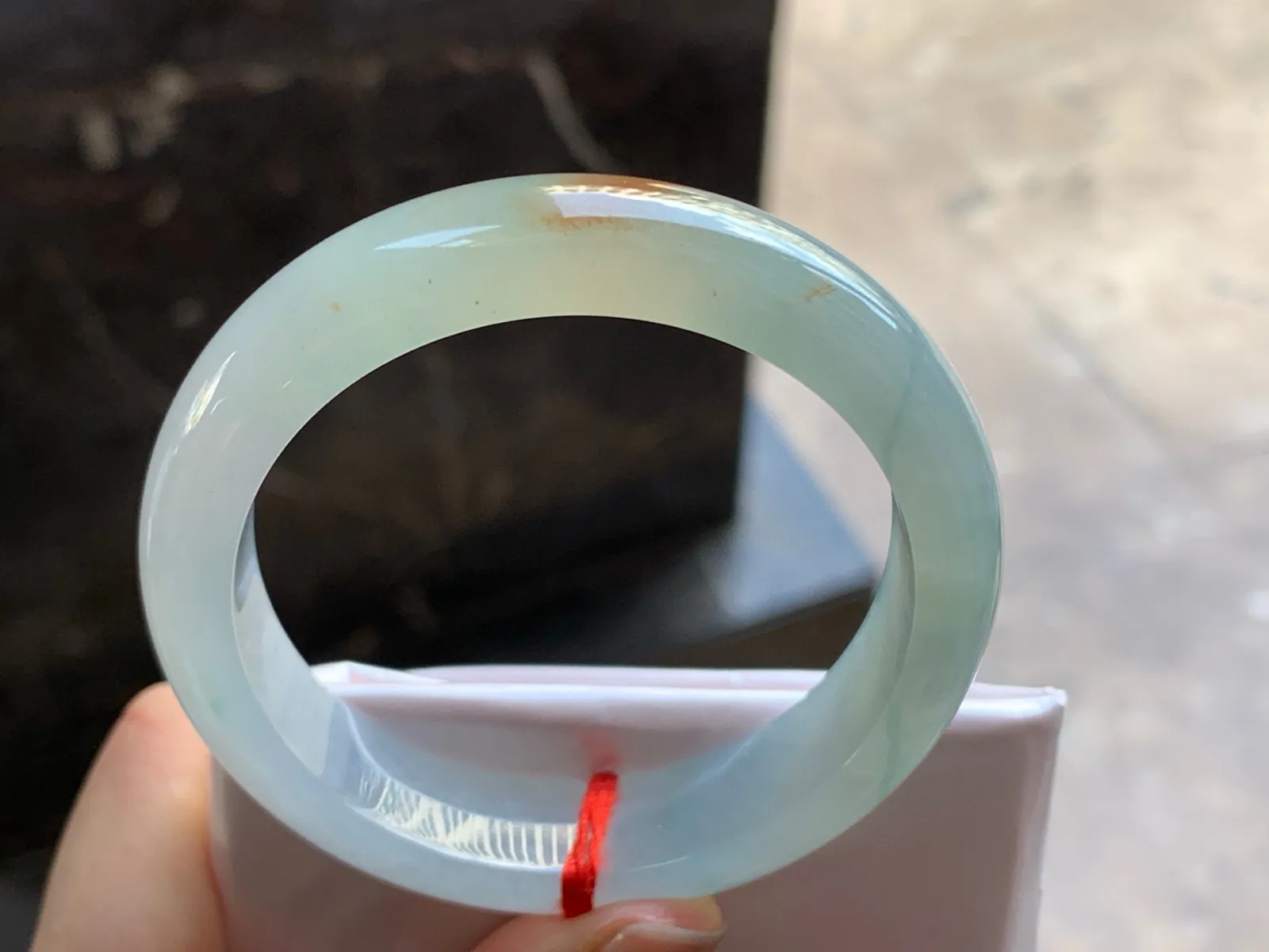 52-12.7-7.5

冰黄手镯^_^水润清新