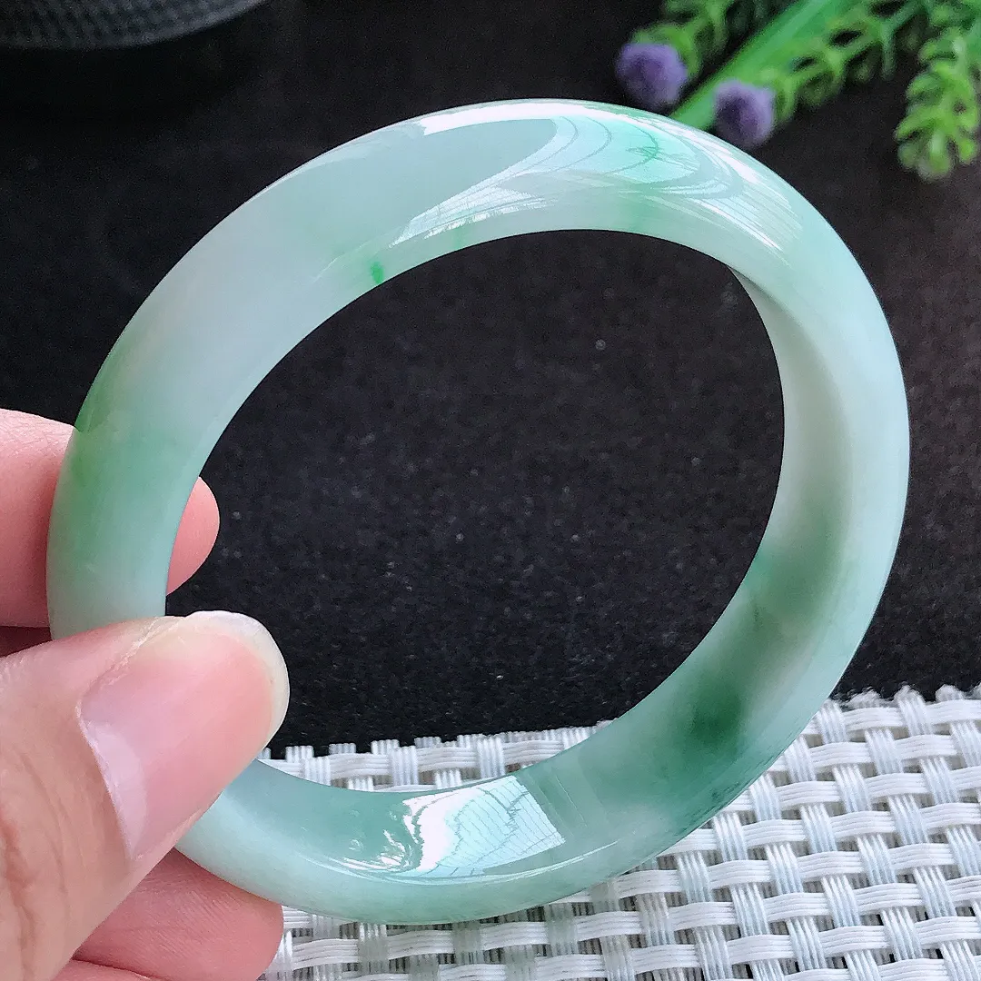 自然光57/13.5/8老坑冰润水灵飘花手镯宽边翡翠玉镯手环