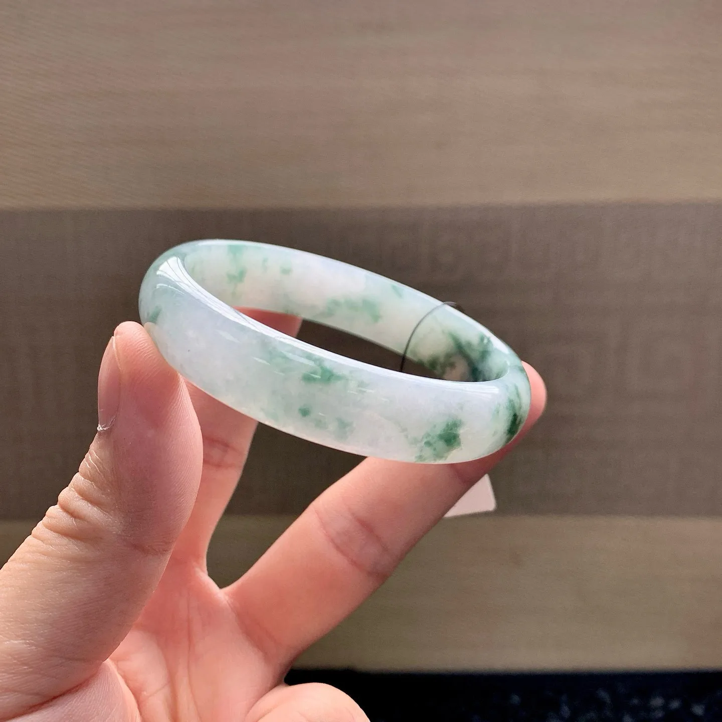 飘花手镯
尺寸：58-14-7