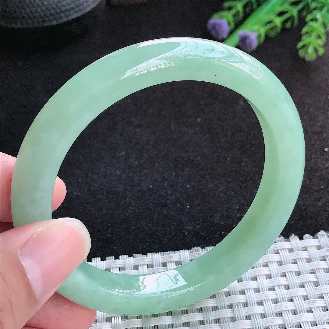 自然光58/10.2/8.8老坑冰润水灵冰晴甜绿手镯宽边翡翠玉镯手环