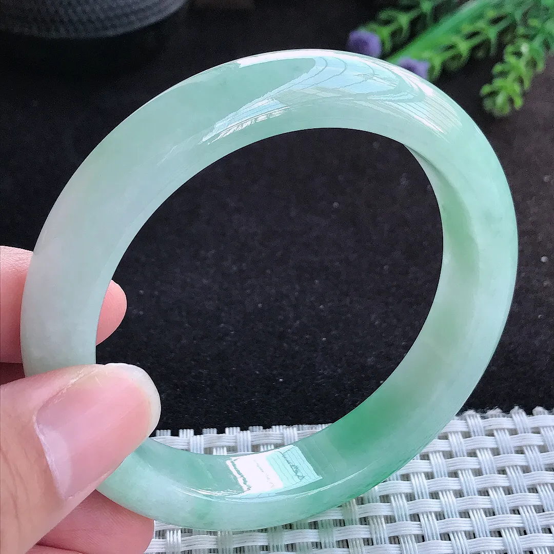 自然光59.5/13/9老坑冰润水灵飘绿手镯宽边翡翠玉镯手环