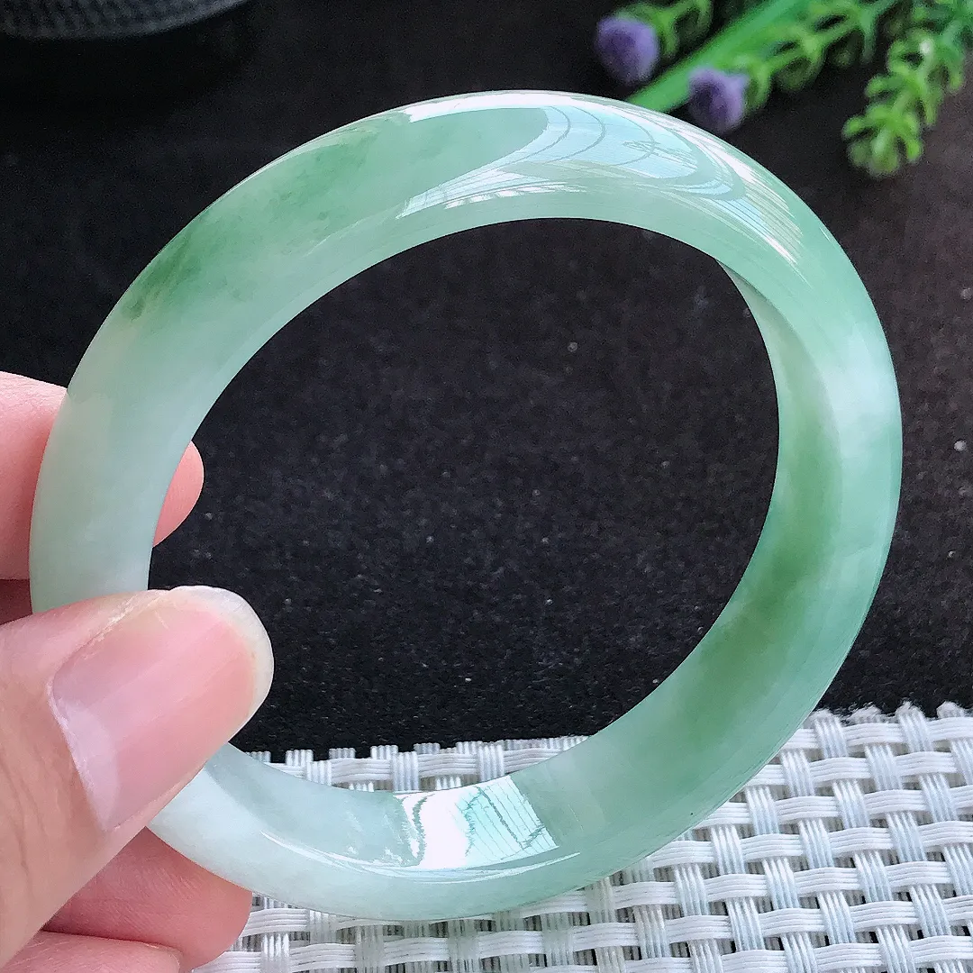 自然光58/13.2/8老坑冰润起胶飘花手镯宽边翡翠玉镯手环