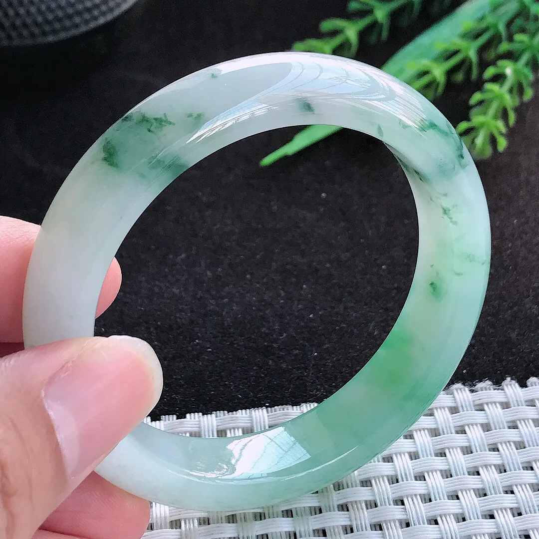自然光52/12.3/8.2老坑冰胶果冻飘绿手镯宽边翡翠玉镯手环
