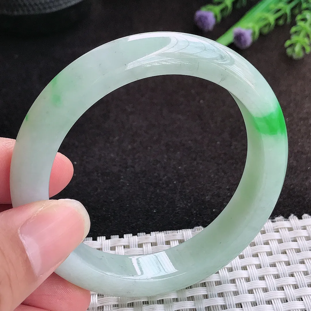 自然光55.5/12.6/8.7老坑精美冰润飘阳绿手镯宽边翡翠玉镯手环