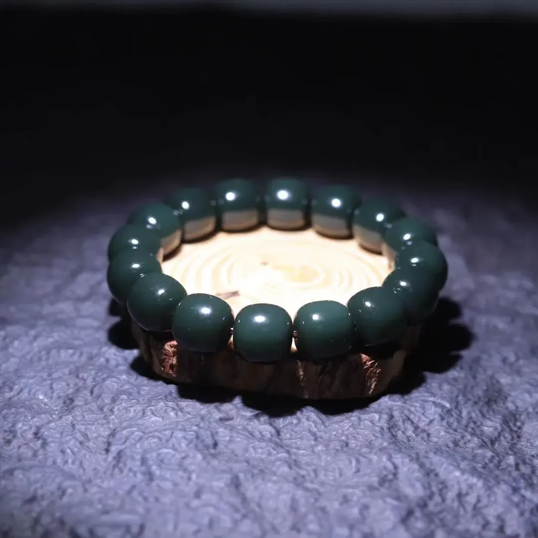 ⭕品质优选⭕​‎͏ 
     ──「灿‮星烂‬河.手串」
塔青手串‮玉，‬质细‮温腻‬润，色泽均‮