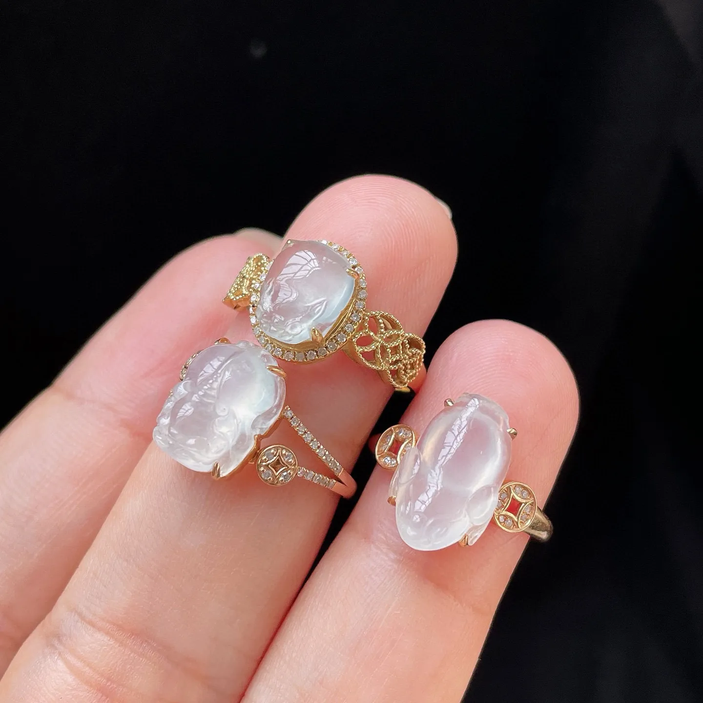 18K 冰种·貔貅戒指
单件价
裸11-6.9-5.5
内径16.3
